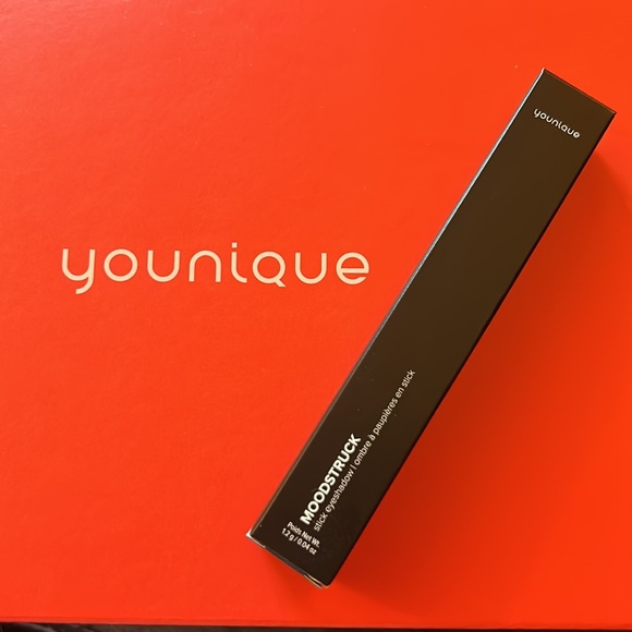 Eyeshadow Stick - Picture 8 of 9